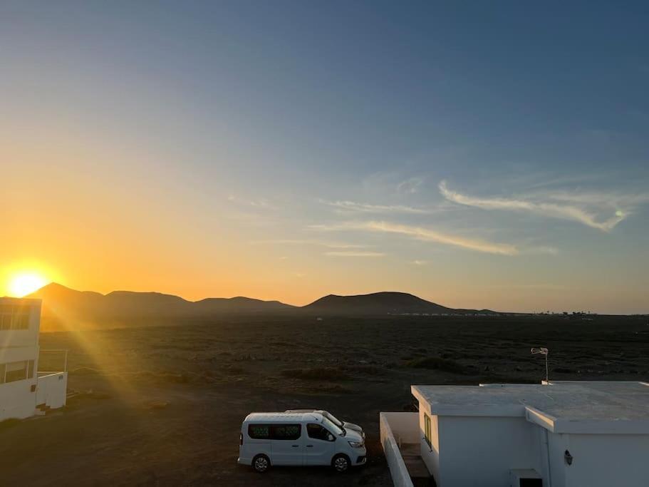 Famara, Apto. En Zona Tranquila A 200M Del Mar. Apartment Екстериор снимка