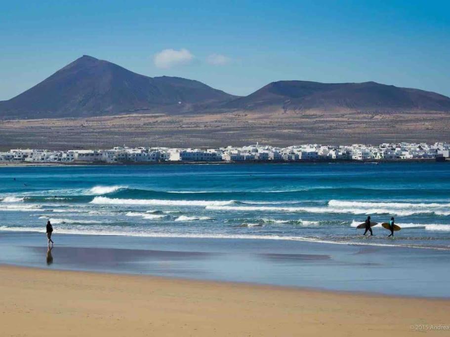 Famara, Apto. En Zona Tranquila A 200M Del Mar. Apartment Екстериор снимка